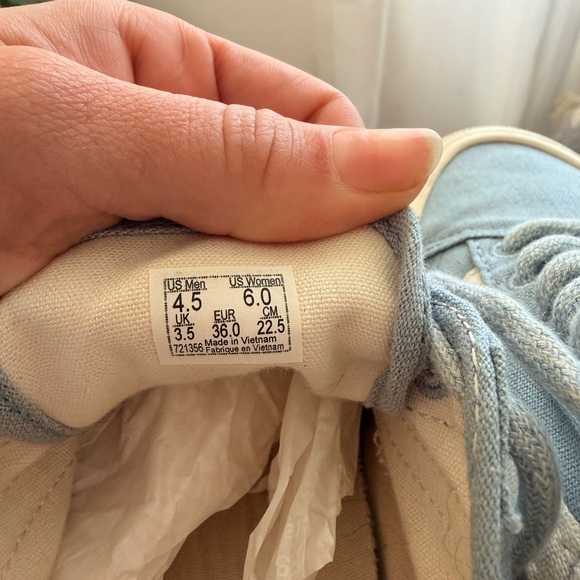 Vans Light Blue Sneakers with White Floral Design - Picture 7 of 8